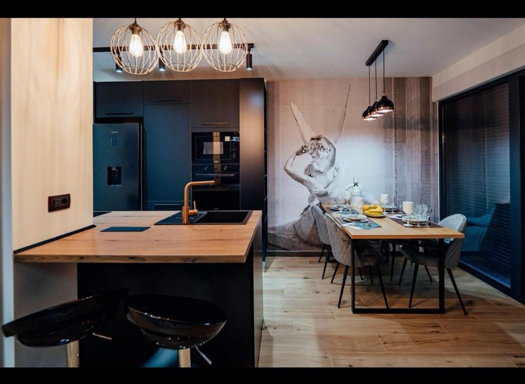 Black Queen Apartment 斯普利特 外观 照片